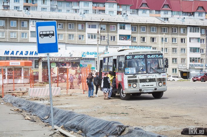    Дорогу у остановки общественного транспорта расширят