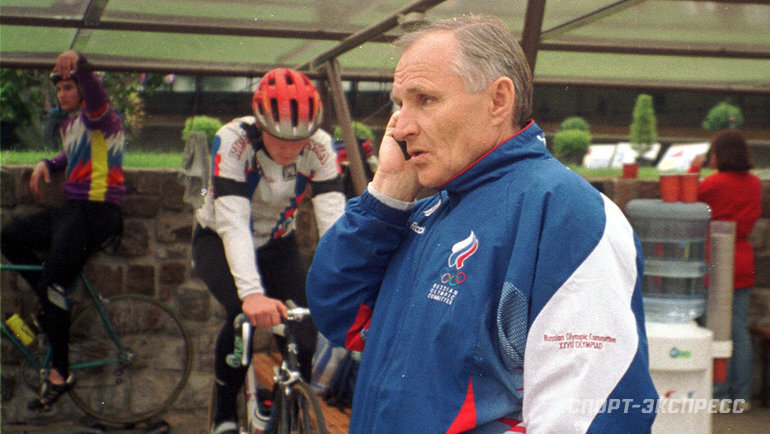    Александр Кузнецов.Елена Вайцеховская архив «СЭ»