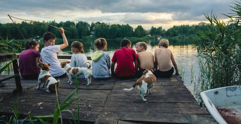 с друзьями на речке