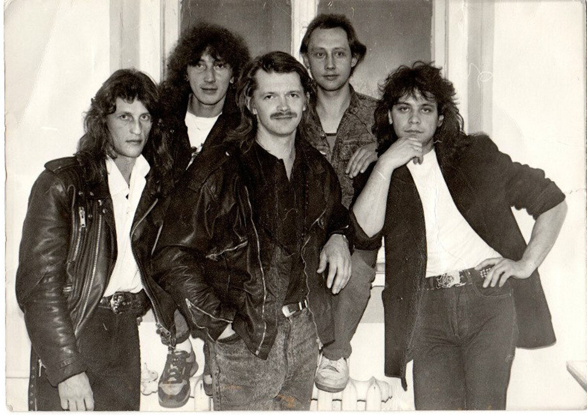 группа земляне. земляне вокалист 2020. виа земляне. группа земляне состав 1983. земляне группа состав.