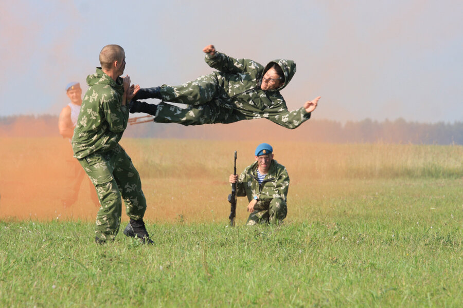 Ножевой бой в армии