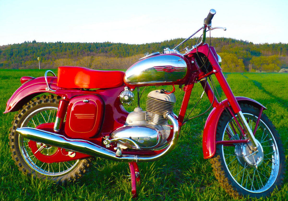    Jawa 250553 Libenak    50-    TehnikON   