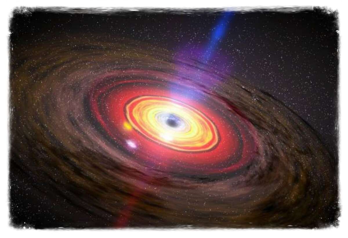 Черная дыра стала светиться