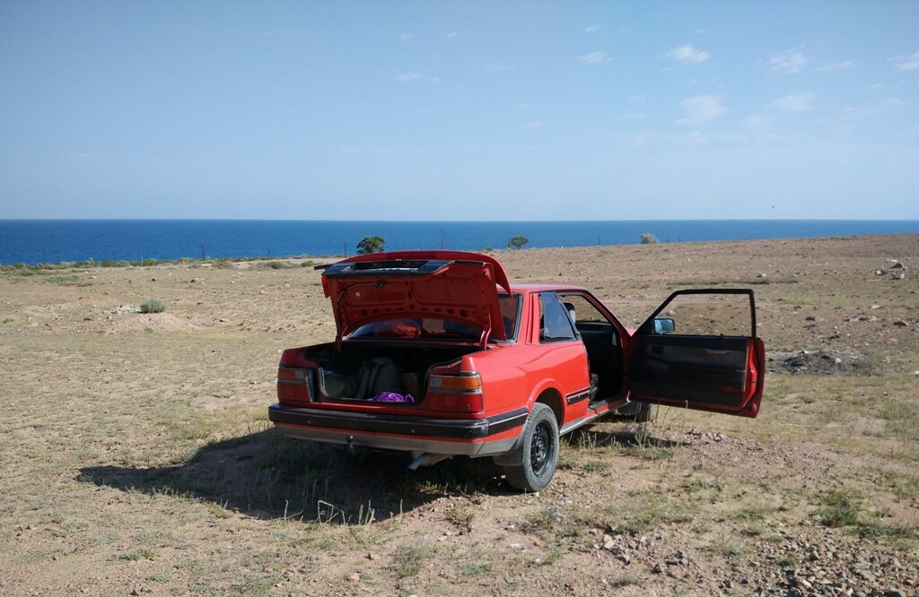 В машине 4 пассажира, с каждого получилось около 800 сомов=800 рублей за поездку