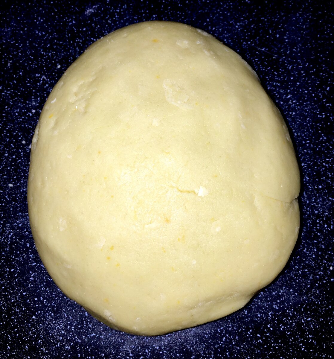 Тесто убираем в холодильник на 1 час