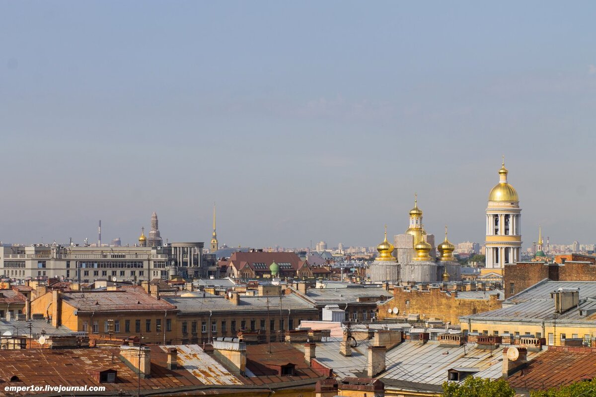 Вид из отеля Москва в Санкт-Петербурге на Лавру фото