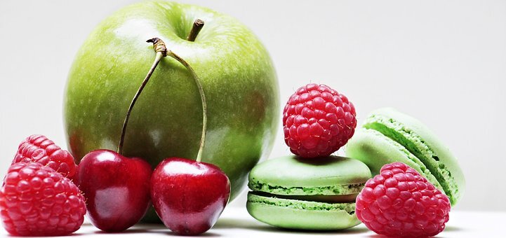 https://cdn.pixabay.com/photo/2018/06/25/10/35/apple-3496438__340.jpg