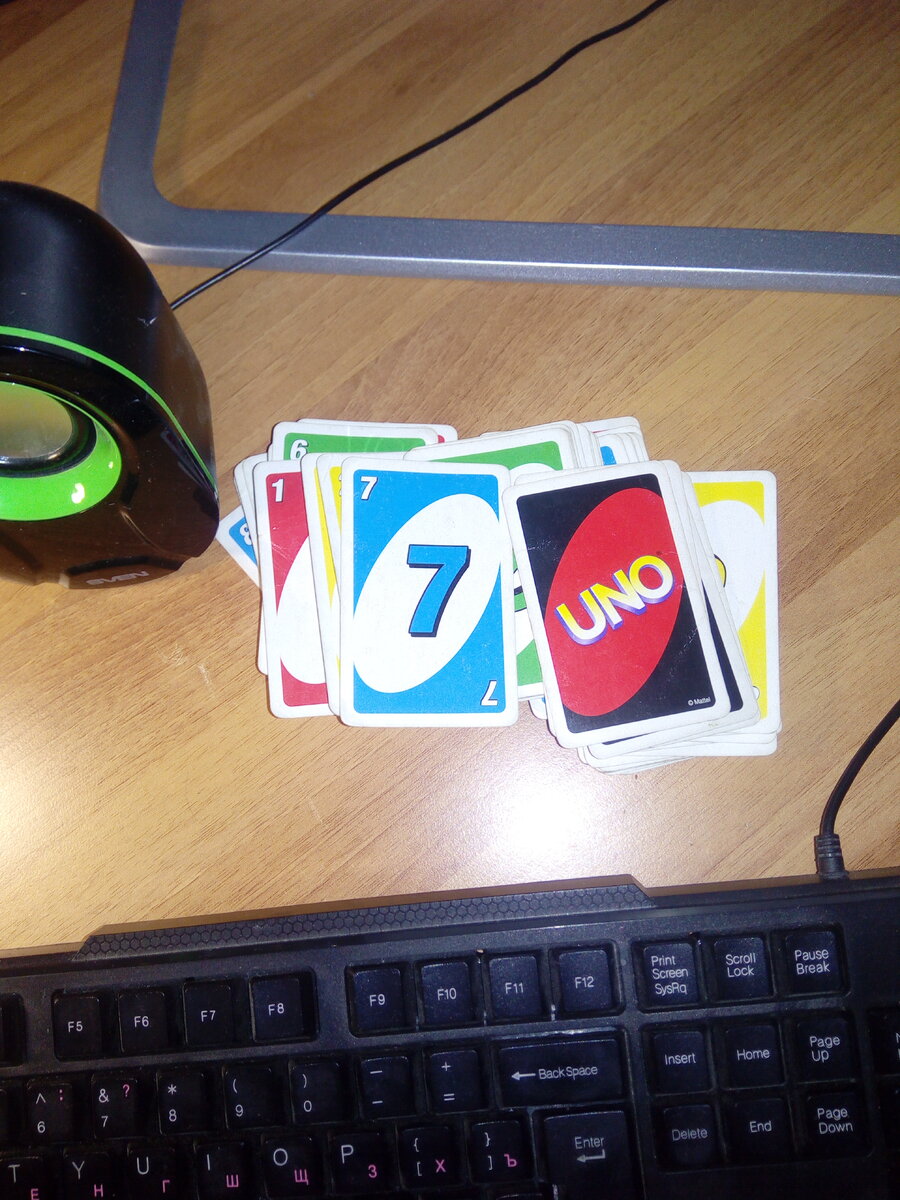 Выигрывает всегда клава....