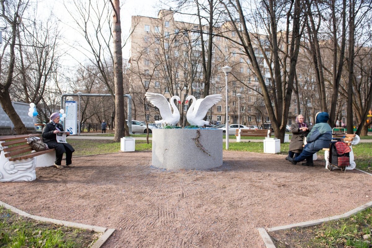 Белый сквер, Химки