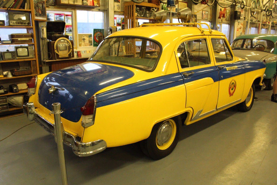 Музей ретро техники и любителей военной истории