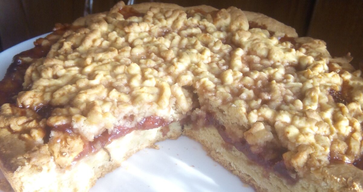 Один из самых простых пирогов , для этого пирога даже покупать ничего не нужно, все продукты всегда есть в холодильнике любой хозяйки!!! 