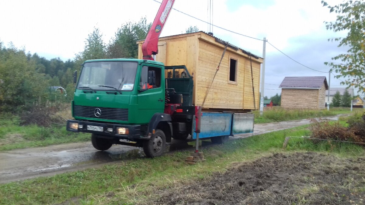 Бытовка на манипуляторе.