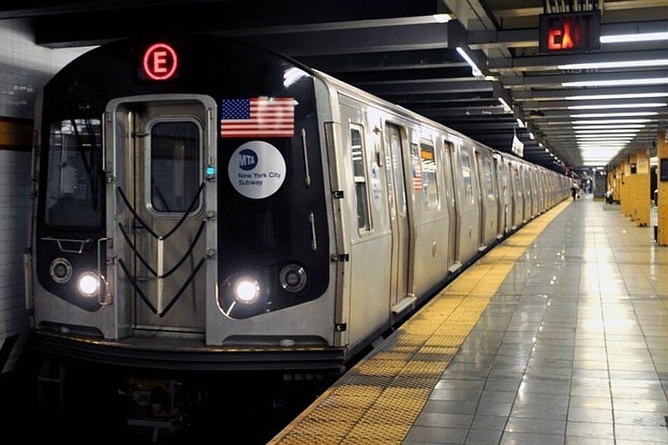 Вагоны в метро Нью-Йорка