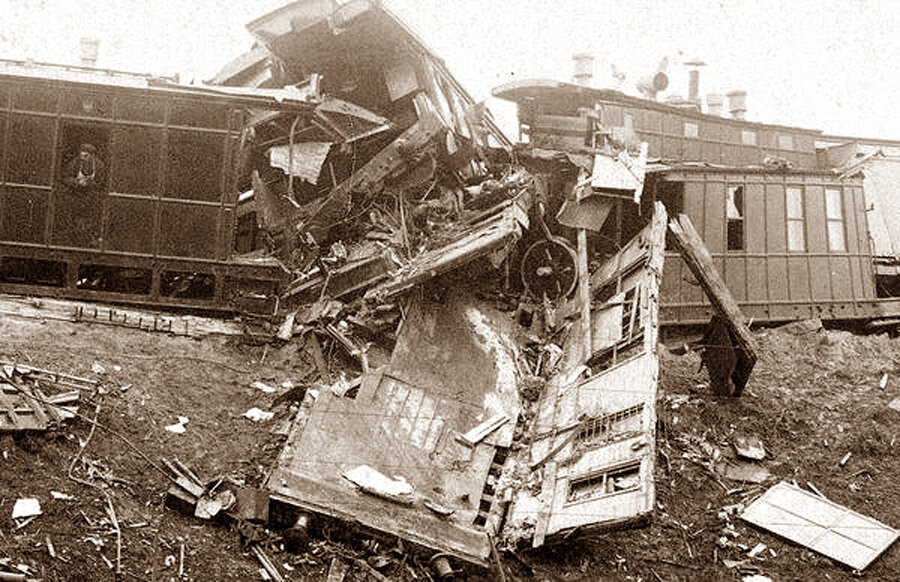 Крушение императорского поезда, октябрь 1988 года