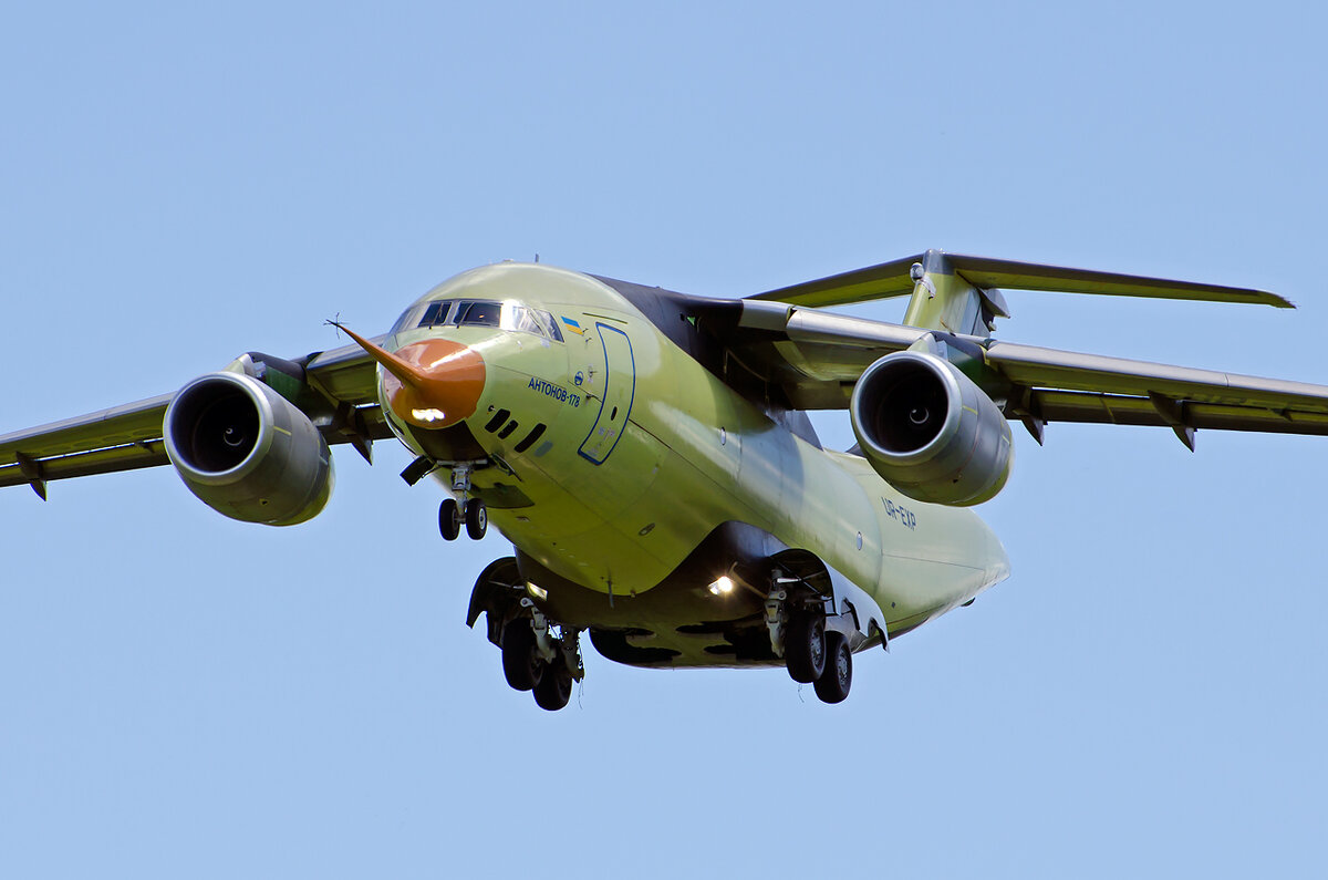 Ан 178. Самолет АН 178. АН 178 шасси. Антонов АН-178.