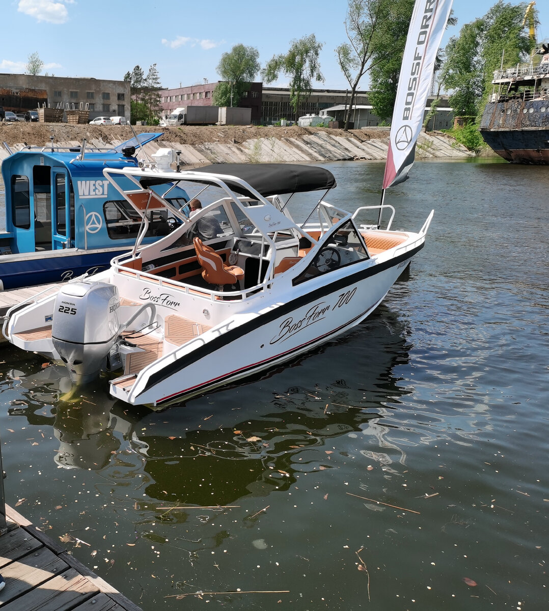 Фото автора. Тот самый выставочный образец-bossforr 700