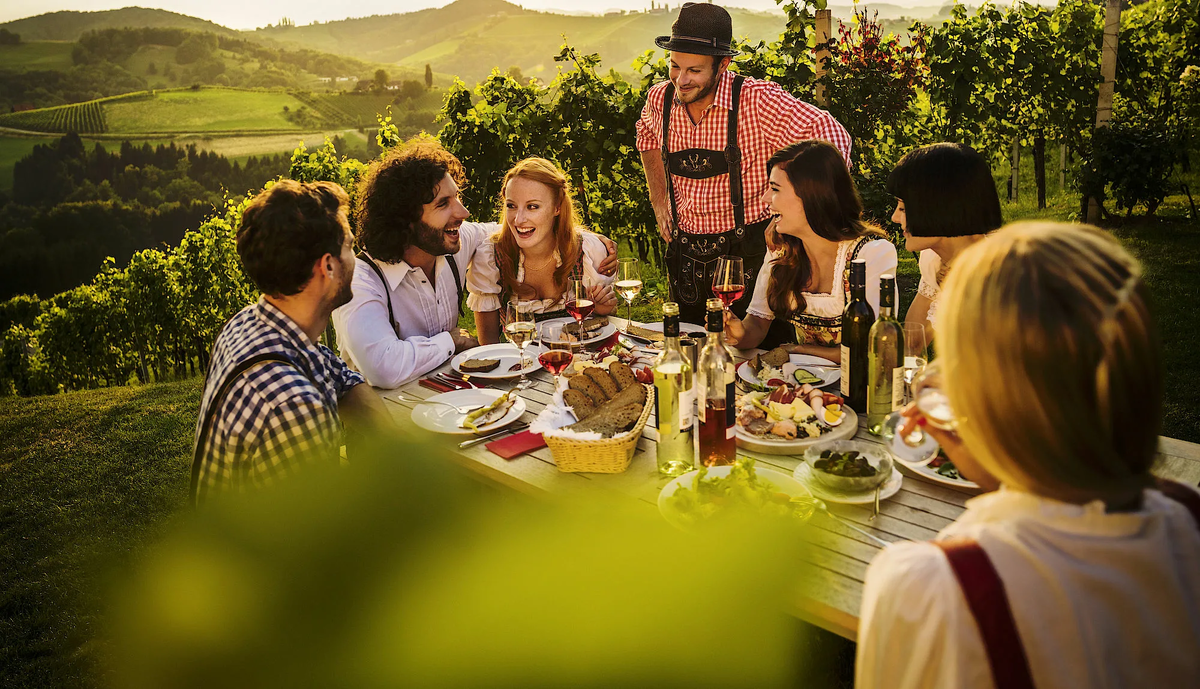 не дождавшиеся ужина путешественники легли. не дождавшиеся ужина путешественники. не дождавшиеся ужина путешественники. предложение со словом местность. итальянское гостеприимство.