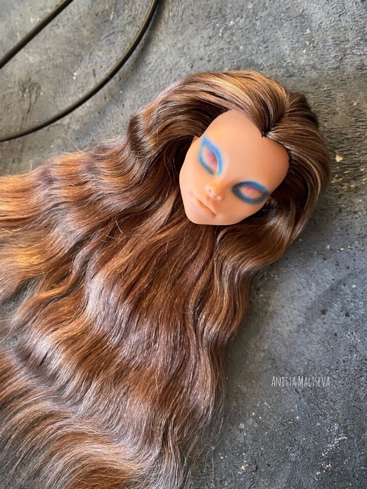 Новые волосы куклы