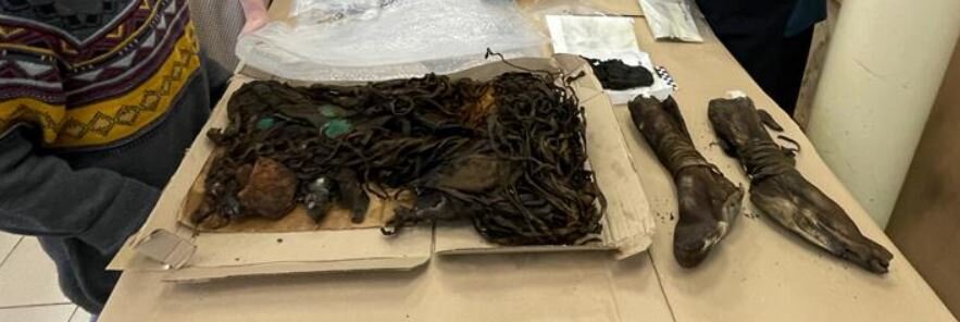 Найденные ноговицы и элементы одежды шамана 18 века