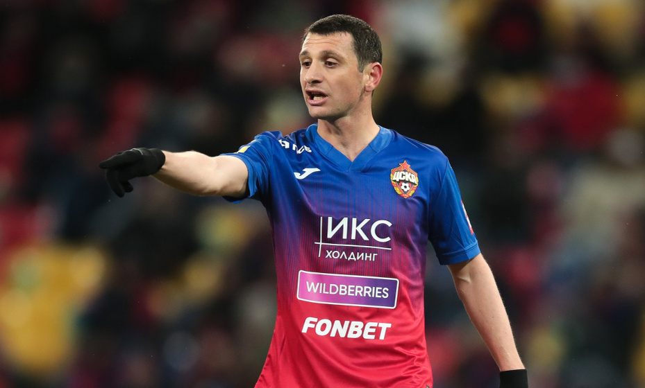    Дзагоеву только 32 года, но он может окончательно завершить карьеру футболиста Фото: ПФК ЦСКА