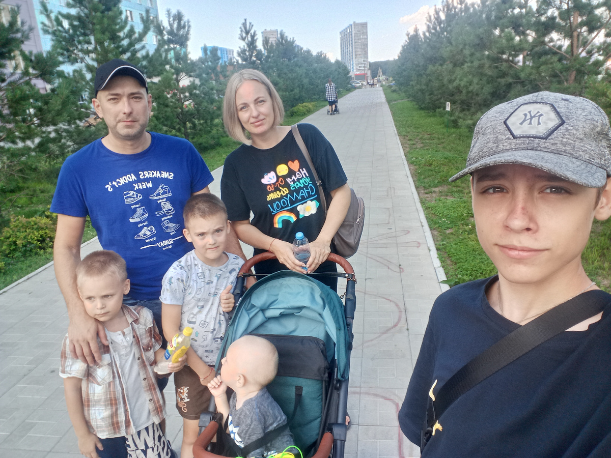 Общее фото это Что то из области фантастики 🤭очень трудно всех заставить смотреть в одну точку 😃😃