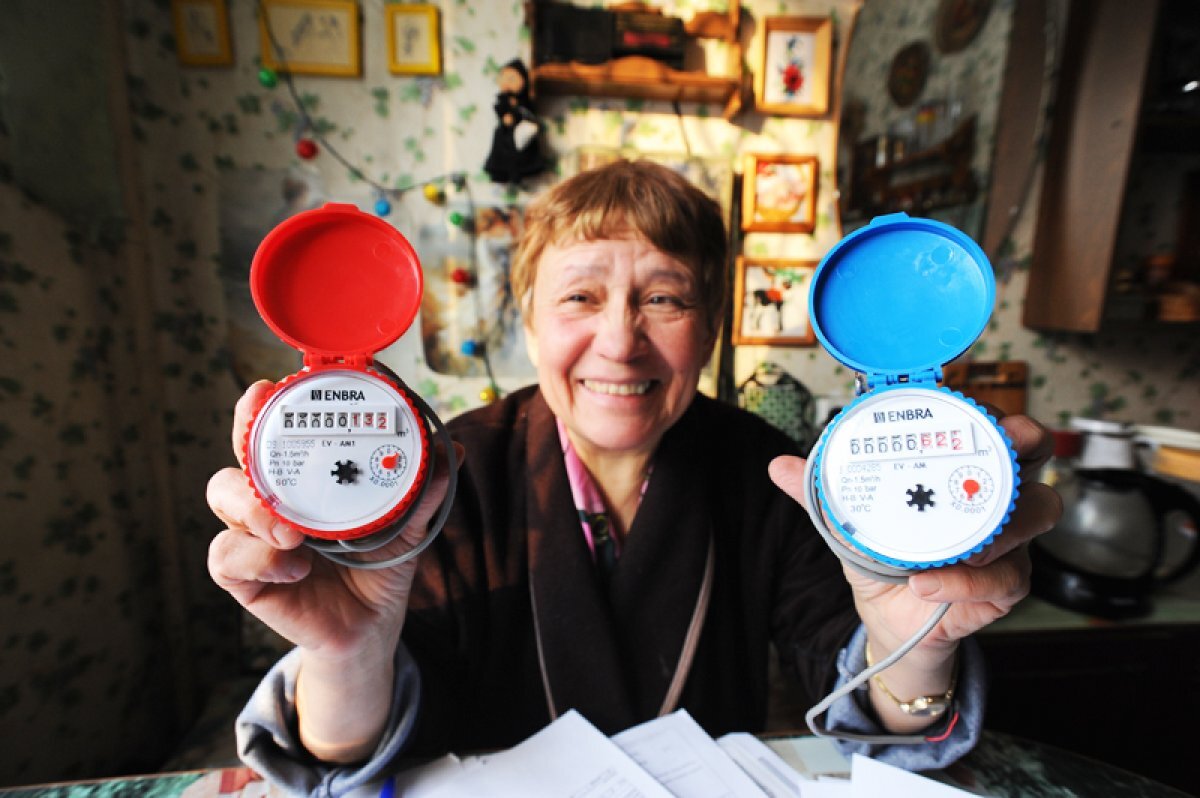    Секрет экономии: в один день передавать все показания личных счётчиков и общедомового прибора учёта.