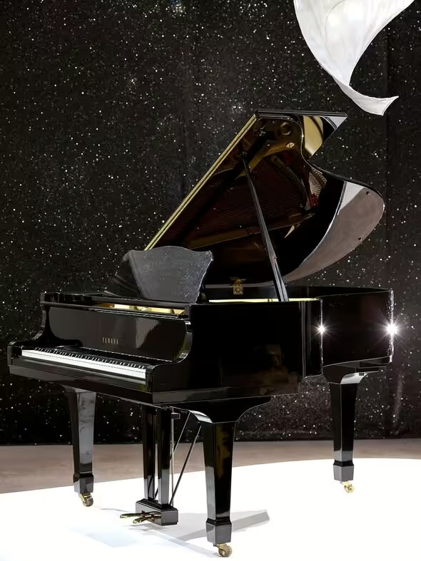 Baby Grand piano 