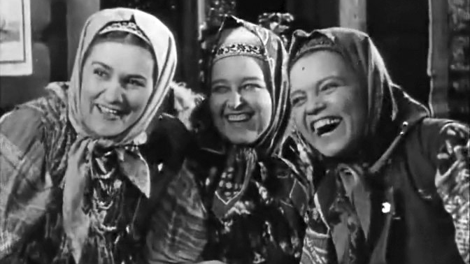 Кадр из фильма Ольги Преображенской  «Бабы Рязанские» (1927) 