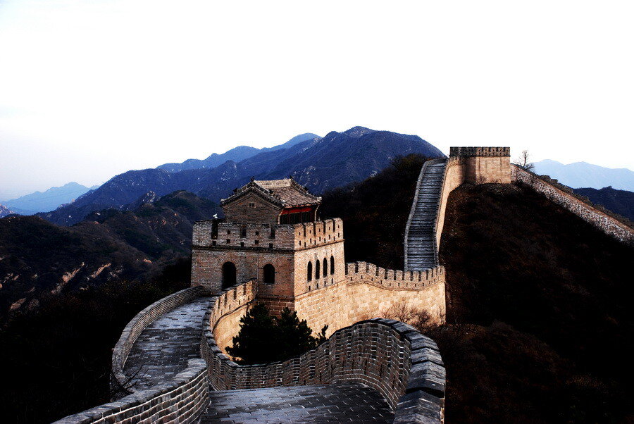 Китайская стена достопримечательность. Великая китайская стена. Великая китайская Сиена. Китайская стена чудо света. Великая китайская стена фото.