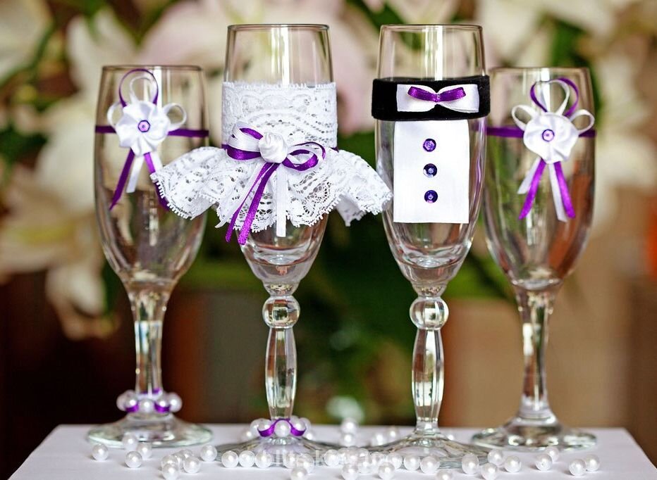 Подготовим красивые и праздничные бокалы на свадьбу своими руками
