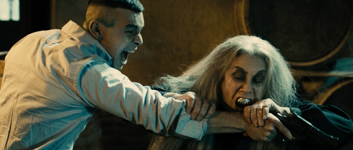 Девушка разозлилась на бойфренда и смонтировала трейлер фильма о его исчезновении. 