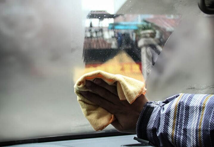 Интересно, существуют ли водители которых не волновала проблема «Запотевших стёкол»??Особенно в холодное время года.