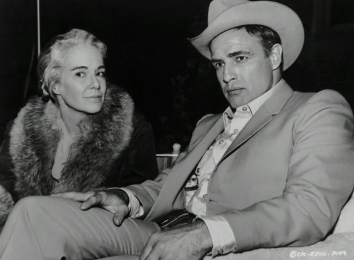 Брандо и его сестра Джослин на съемках "Погони"