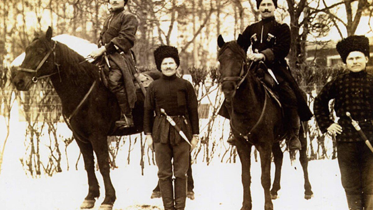 Казаки 1975. Казаки станицы Беломечетской. Казаки прошлых лет. Казаки станицы Беломечетской 1915 года. Казаки Ставрополья старое.