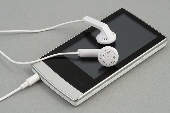 Кстати COWON J3 работает исправно уже 7 лет,правда уже ощущается меньшее время работы аккумулятора. К XDuoo X20  были заказаны из Китая вот такие вкладыши: