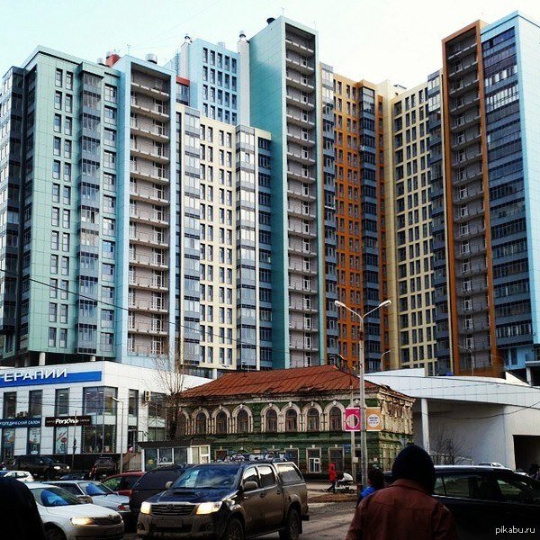 
Специально для «Хранителей Наследия» ситуацию прокомментировал пермский градозащитник Денис Галицкий: