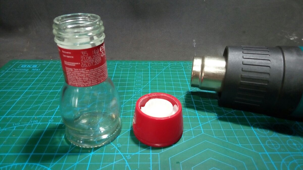 Как заправить мельницу. Как заправить мельницу. Как открыть одноразовую мельницу для перца. Как открыть мельницу для перца kotanyi. Как заправить мельницу.