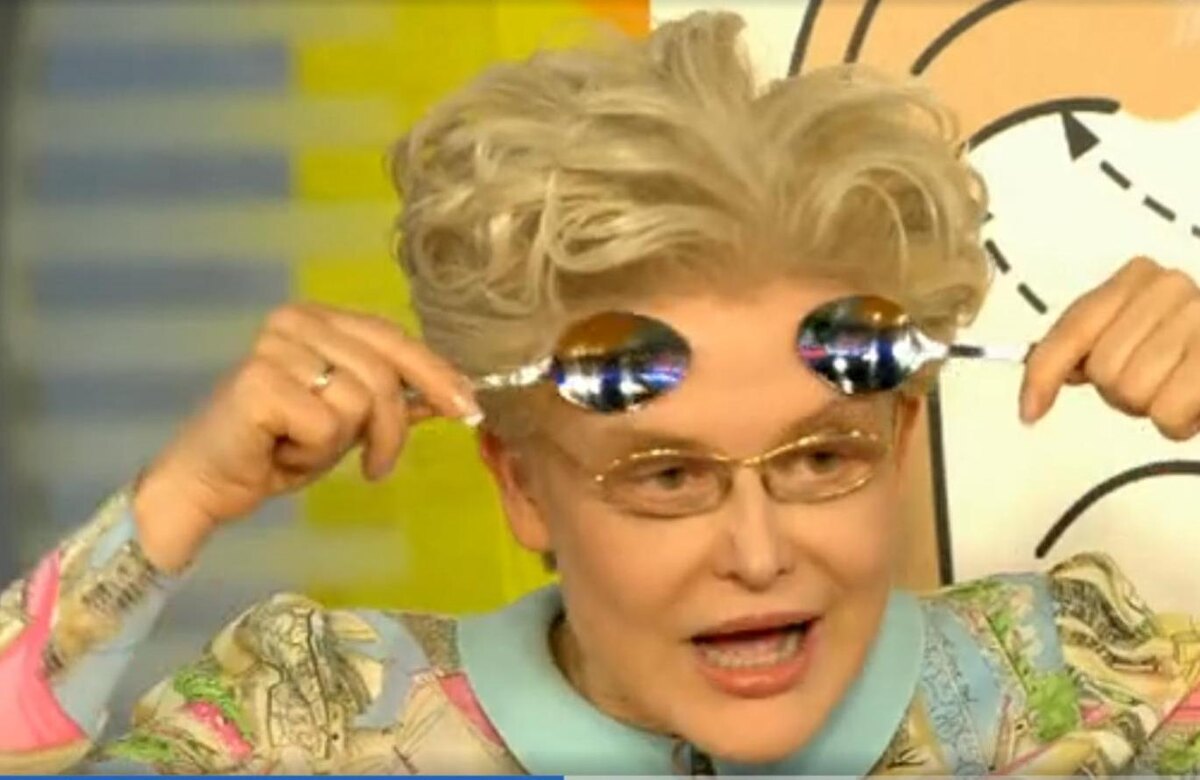 В статье использованы кадры из телепередач
