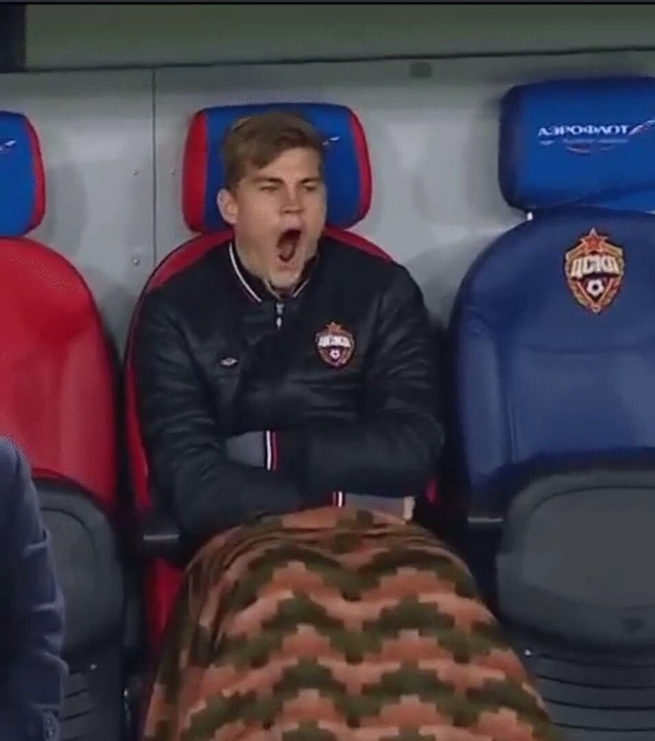Сон важнее всяких там ЛЕ!  Источник фото: https://twitter.com/sportloft1815