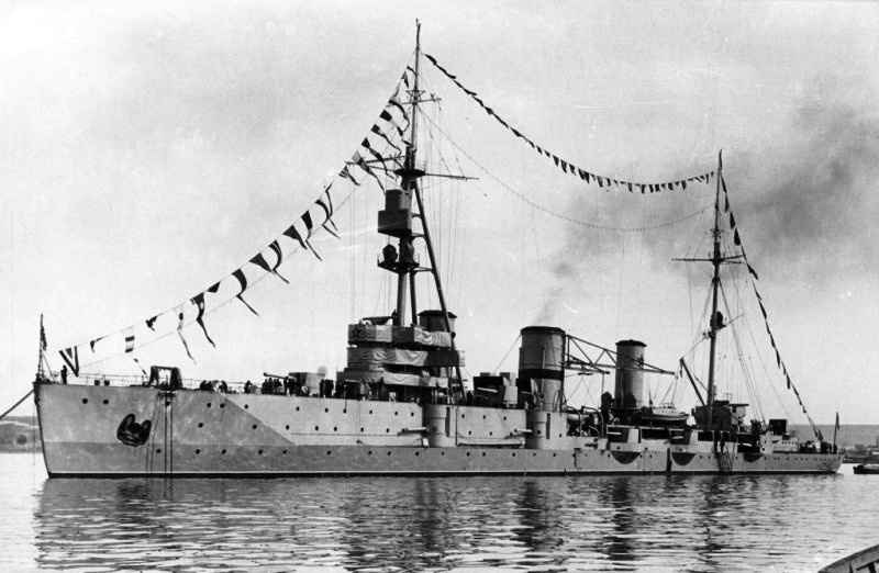 Лёгкий крейсер ВМФ ССР «Светлана», он же «Профинтерн», он же «Красный Крым»