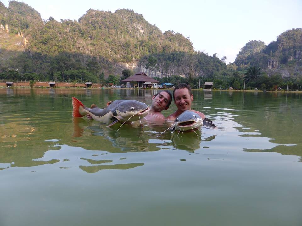 Есть в Таиланде так называемое озеро Монстров знаменитое на весь мир среди заядлых рыболовов и расположенное в 1.5 -2 часах езды от Паттайи.