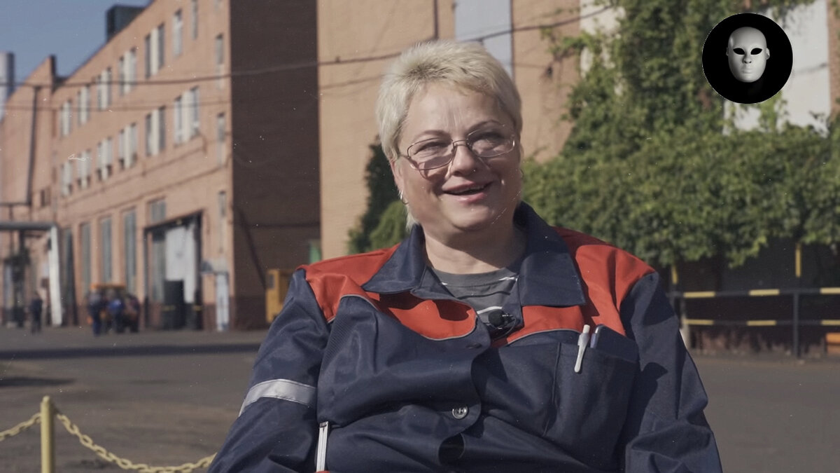 работа, работа на заводе, женщина на заводе