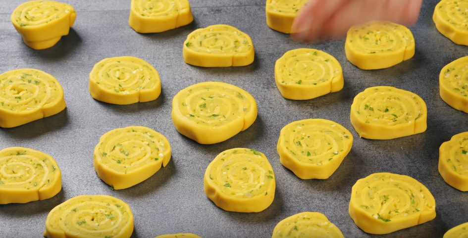 Стоит копейки, а вкуса на миллион!Наипростейший рецепт из самых простых продуктов!