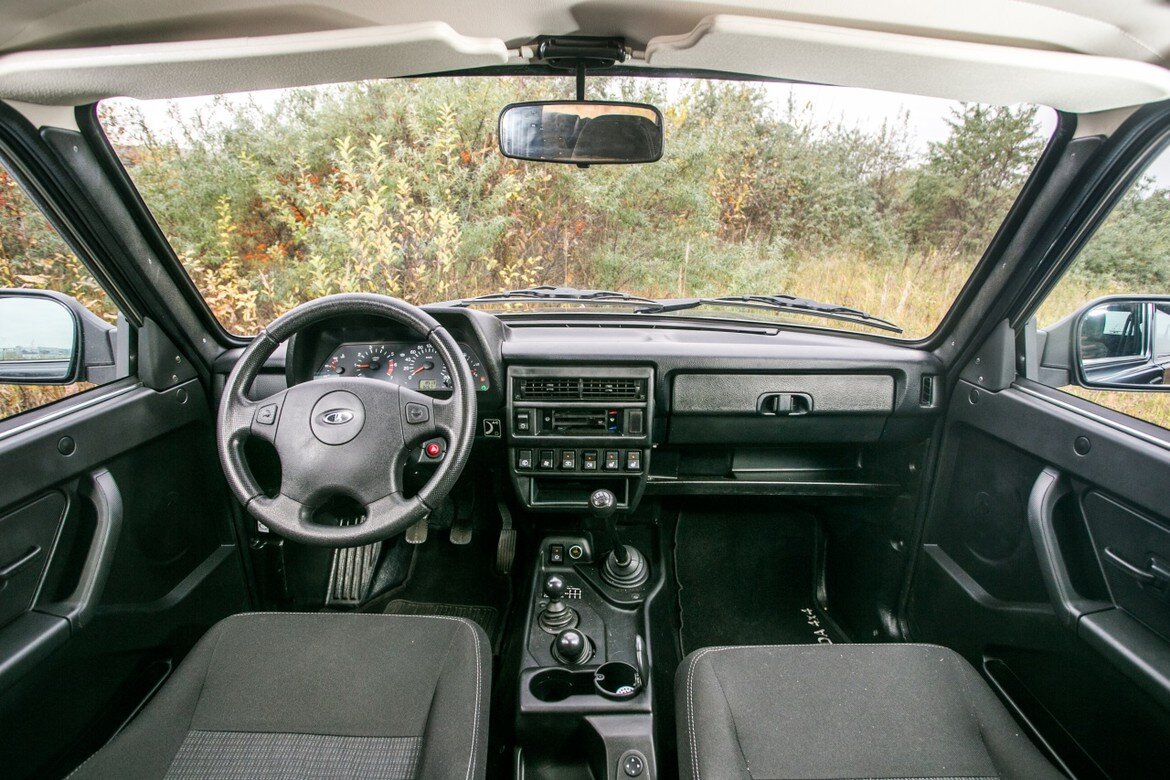 Lada Niva 4x4 салон