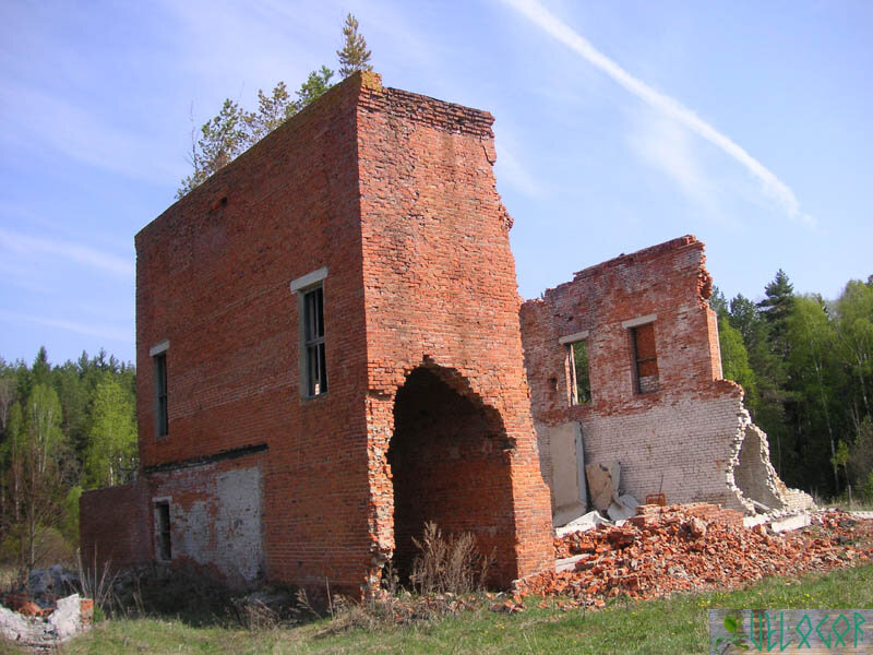 Дореволюционные заброшенные дома