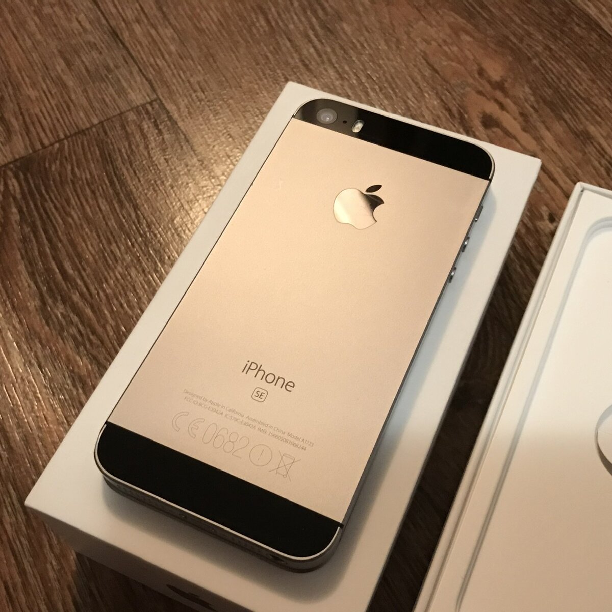 Оригинальный ли айфон. Айфон 200. Iphone 200gb. Хороший ли айфон 5 s. Бывают ли айфоны.