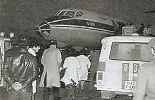 Захват автобуса ссср. Захват ту 134 Тбилиси 1983. Угон самолета ту 134 в 1983 году. Угон самолёта в Грузии 1983. Угон самолета в Тбилиси в 1983.