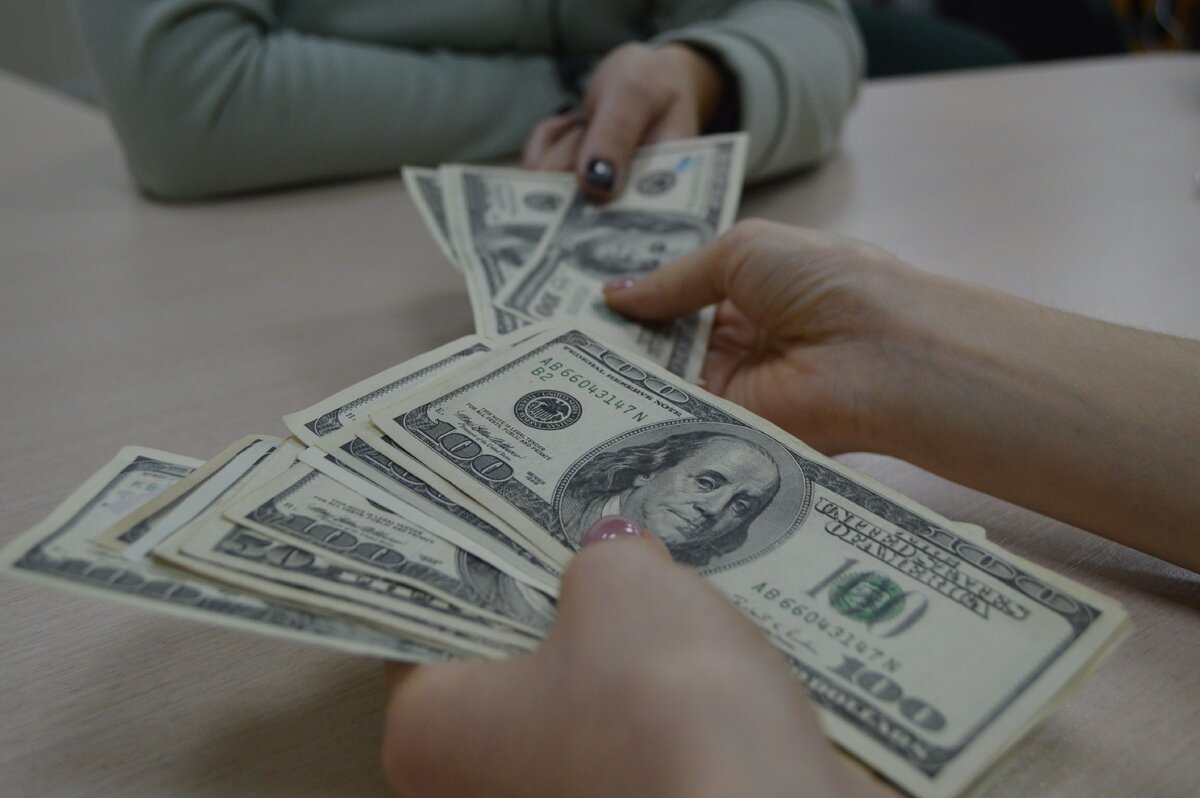 обмен ветхой валюты