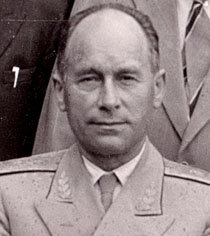 Гончаров Павел Поликарпович -- начальник ВМА с 1950 г. по 1968 г.                               Источник: Яндекс. Картинки.