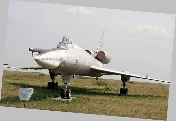 Ту-22У